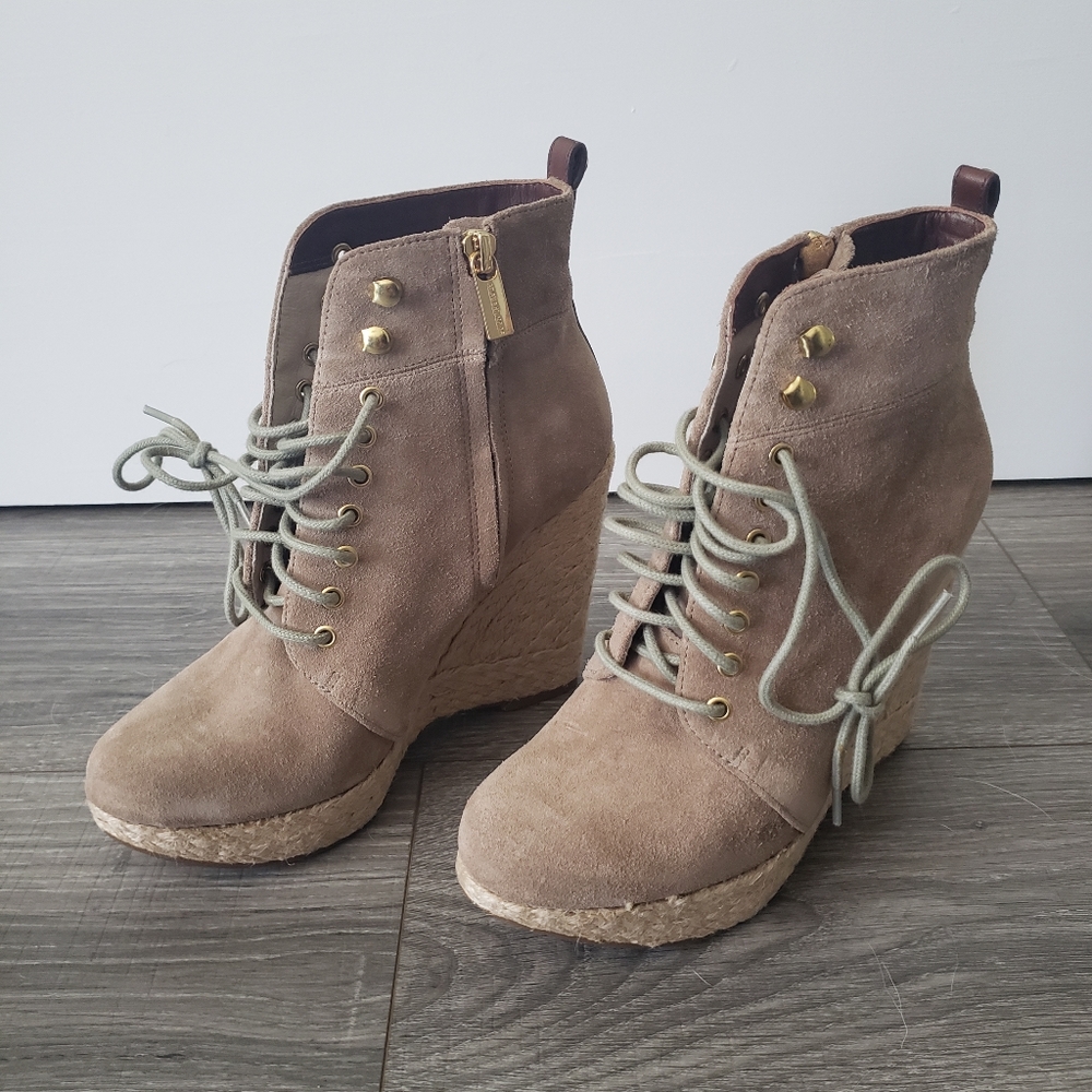 Michael Kors Neutral Suede Wedge Booties sz 6